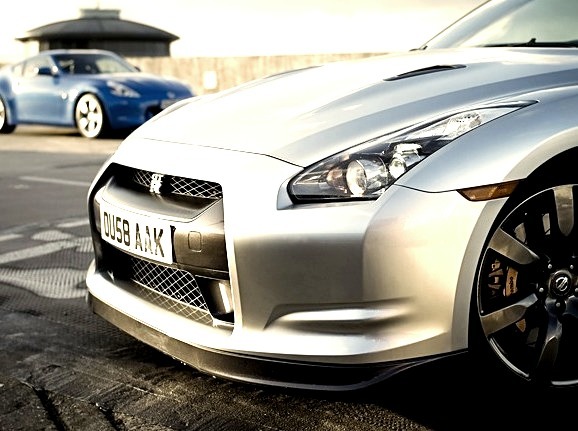 Nissan GTR and 370Z